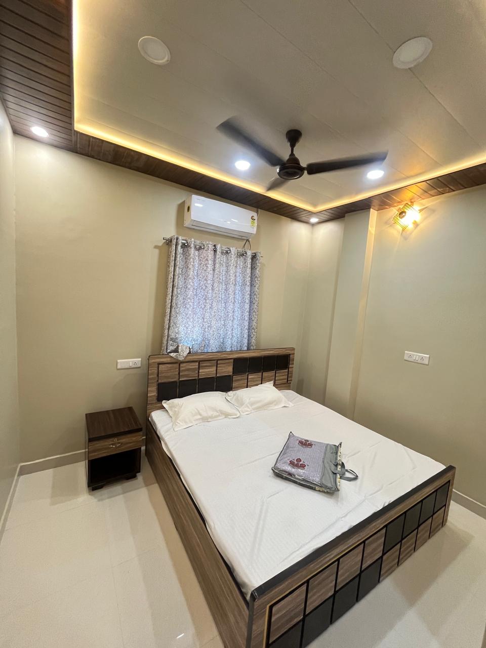 Double · Shiv Balaji Guest House in Harishchandra Ghat